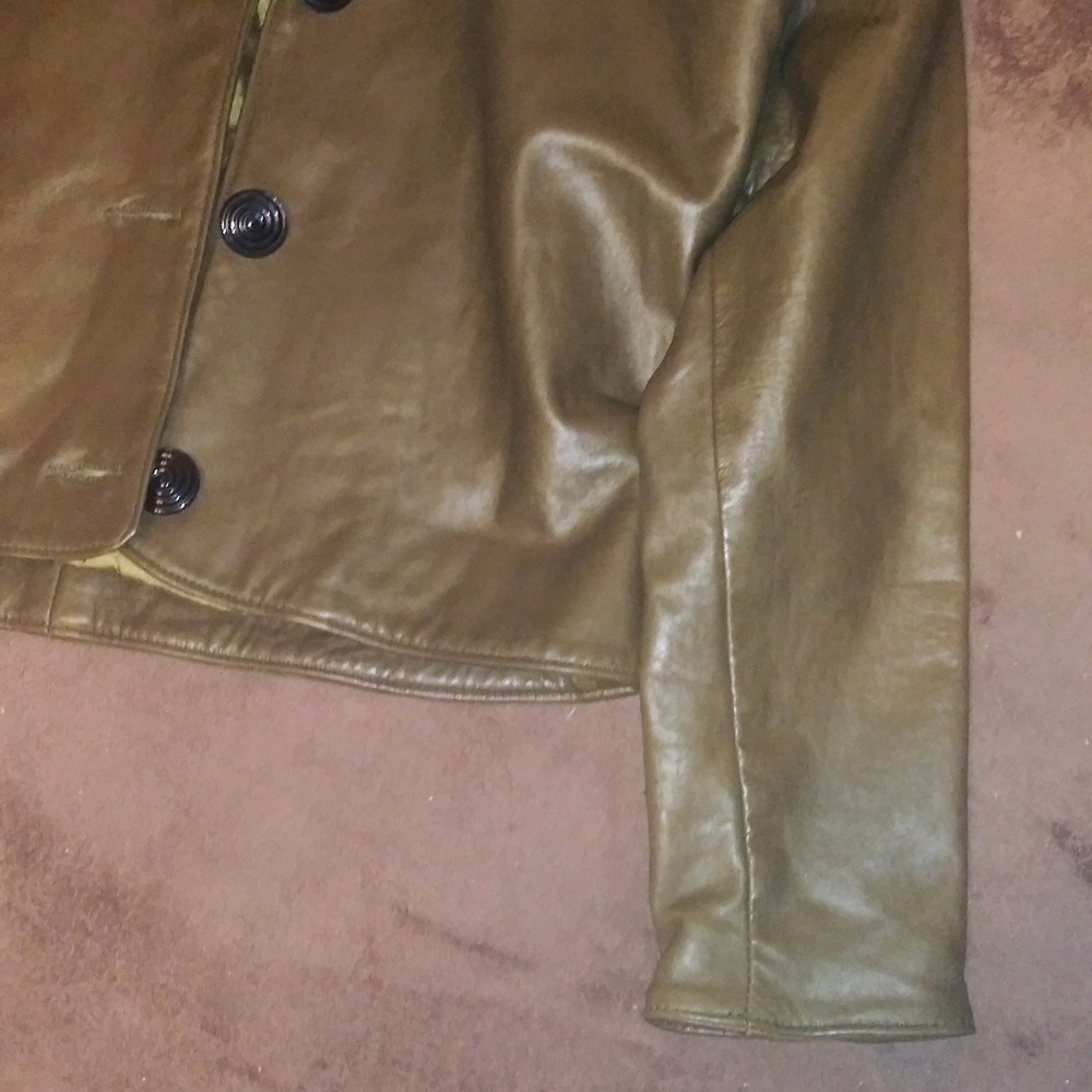 Leather Jacket - Picture 9 of 9